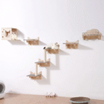 Seinälle kiinnitettävä kissahylly, puu, hyppylaudat, pesäkalustesetti, 5 kpl