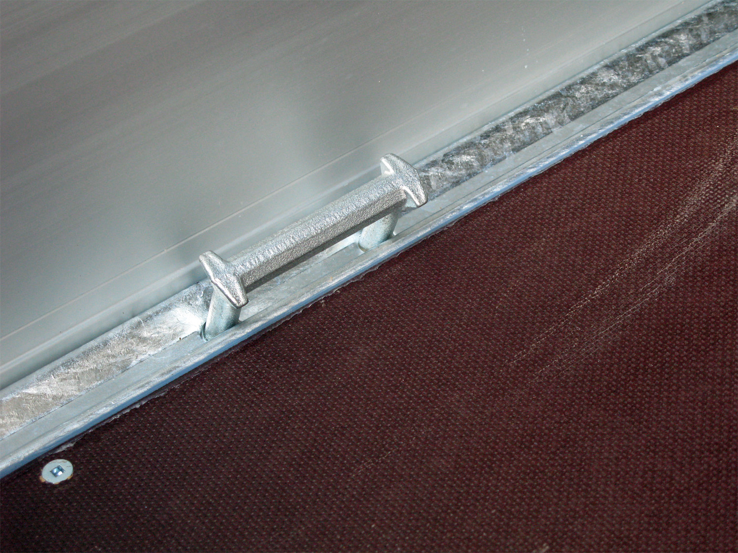 Hapert Azure H-2 - 2000 - 3050 x 1800 Niedriges Fahrwerk – Hochplane 1800 mm - Image 5