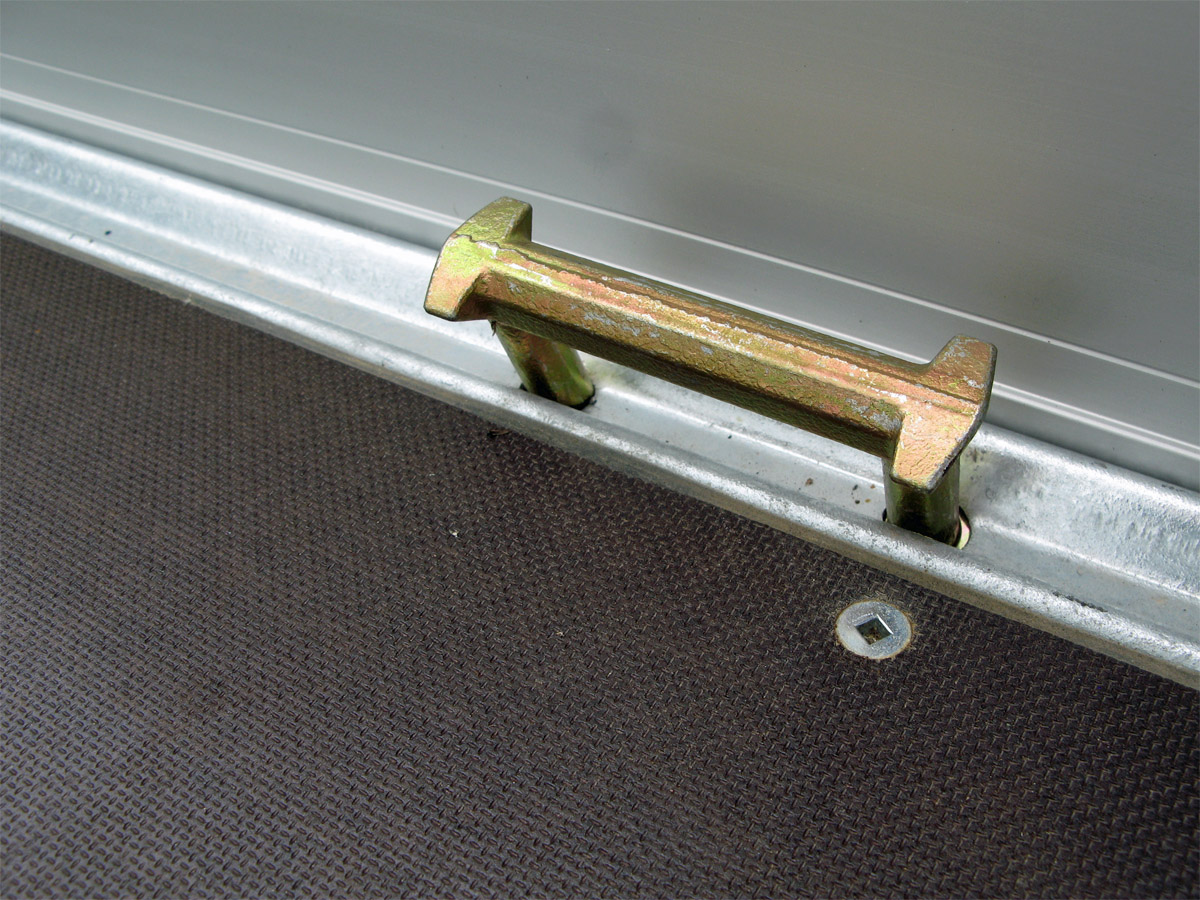 Hapert Azure H-2 - 2700 - 4550 x 1800 Niedriges Fahrwerk - Image 4