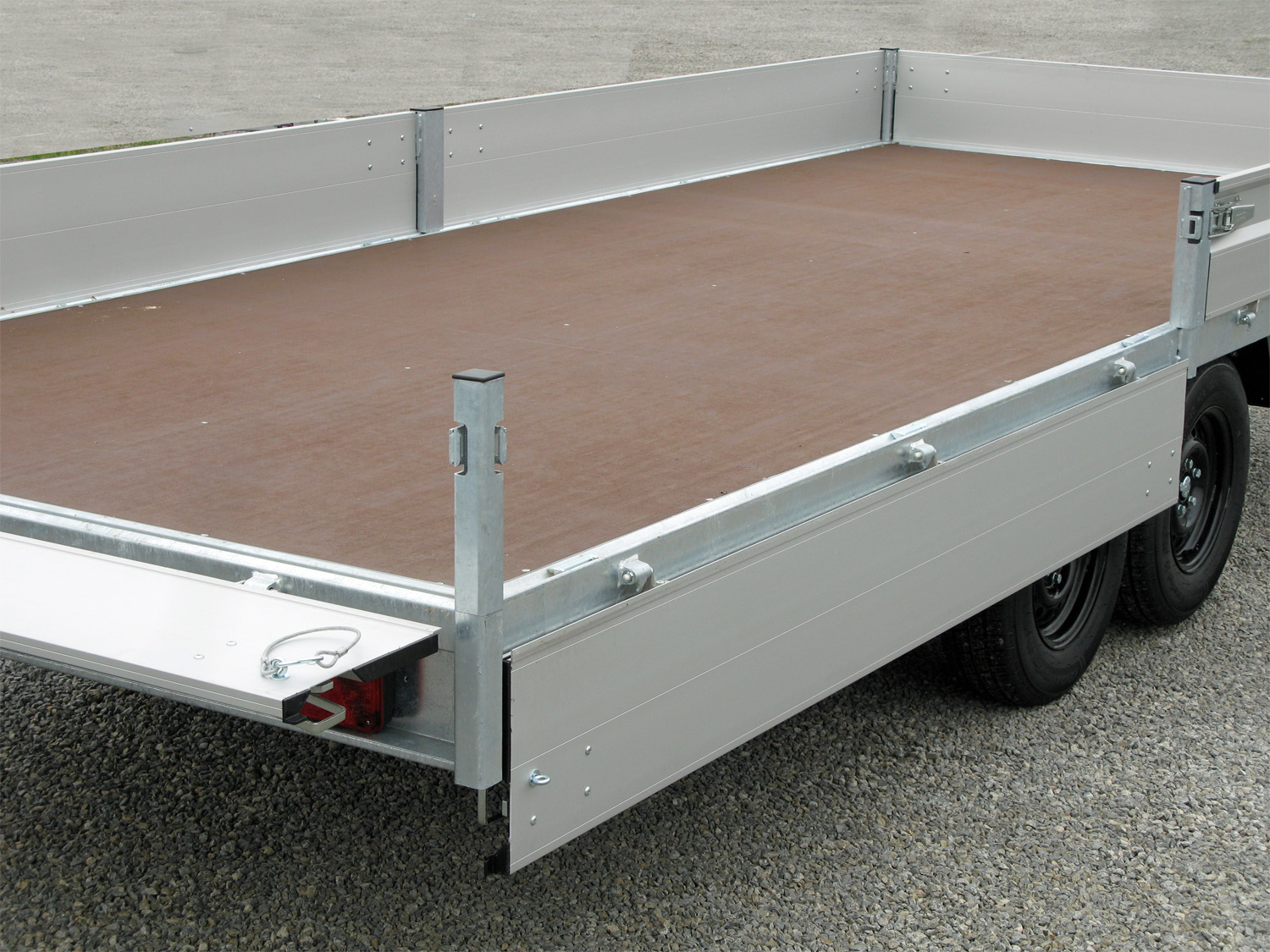 Hapert Azure H-2 - 3500 - 5050 x 2000 Parabelfederung – Bereifung 185R14C - Image 6