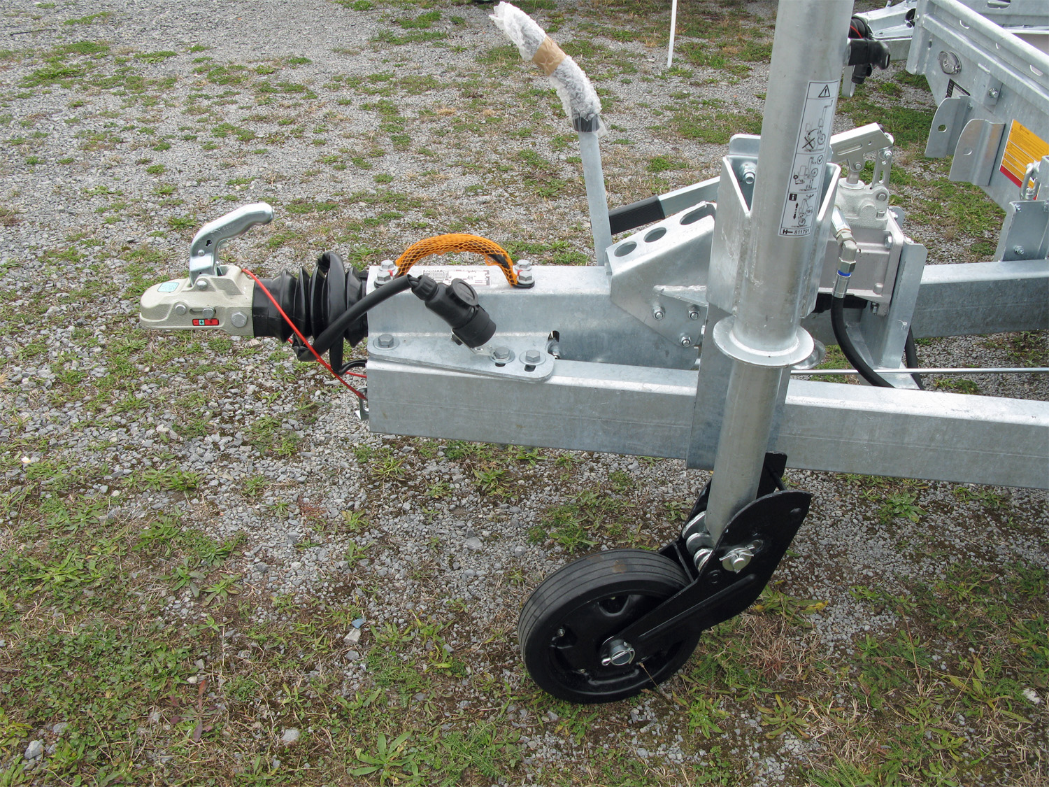 Hapert Indigo HT-2 - 3500 - 4550 x 2000 Kipphydraulik, Parabelfederung, Reling, Rampe - Image 3