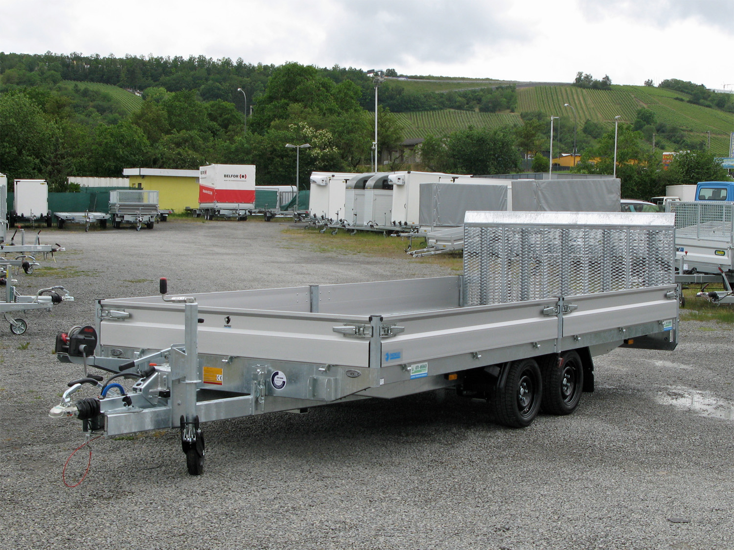 Hapert Indigo HT-2 - 3500 - 5050 x 2210 Kipphydraulik, Parabelfederung, Rampe - Image 13