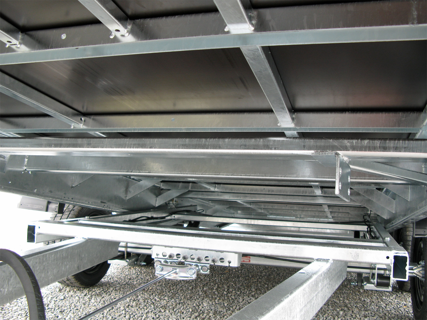 Hapert Indigo HT-2 - 3500 - 5050 x 2210 Kipphydraulik, Parabelfederung, Rampe - Image 3