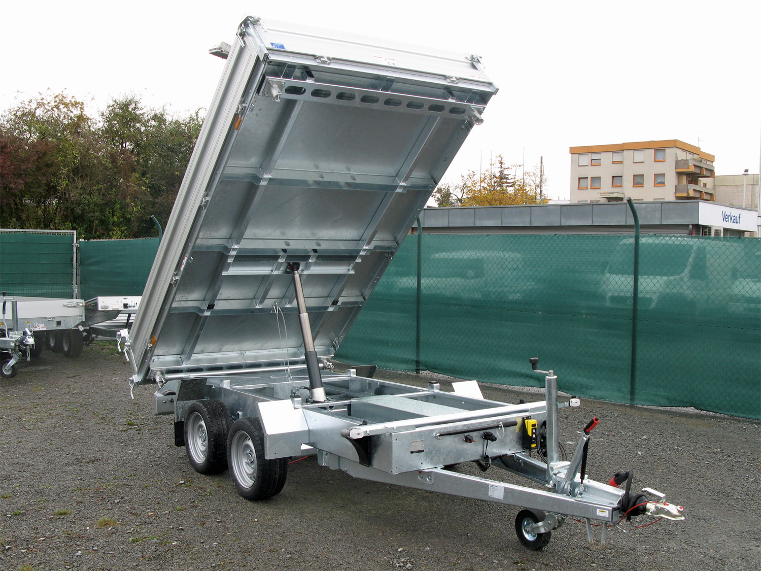 Humbaur HTK 3000.37 ALU E-Pumpe