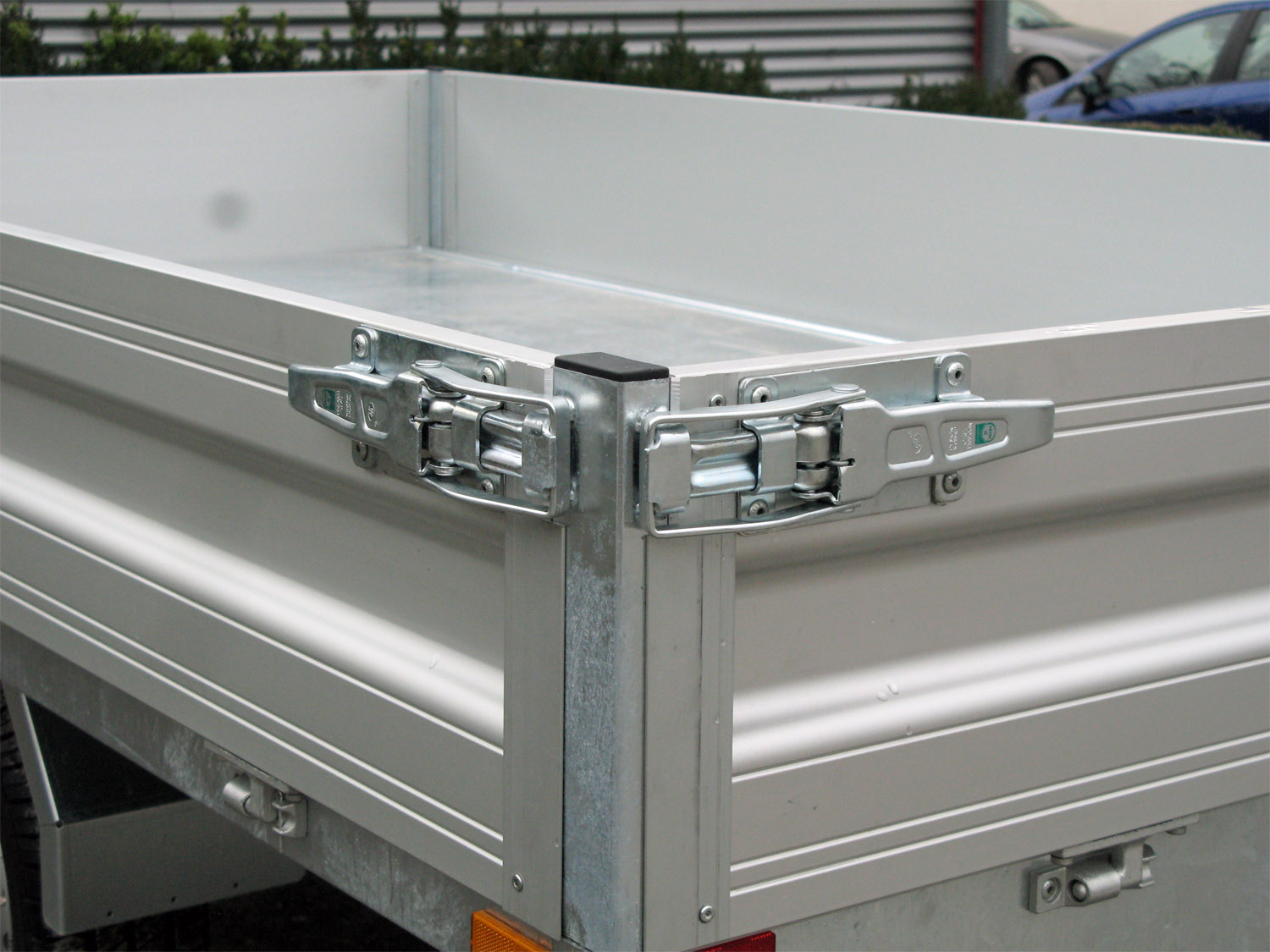 Humbaur HUK 272715 Handpumpe und FLEXePump - Image 5