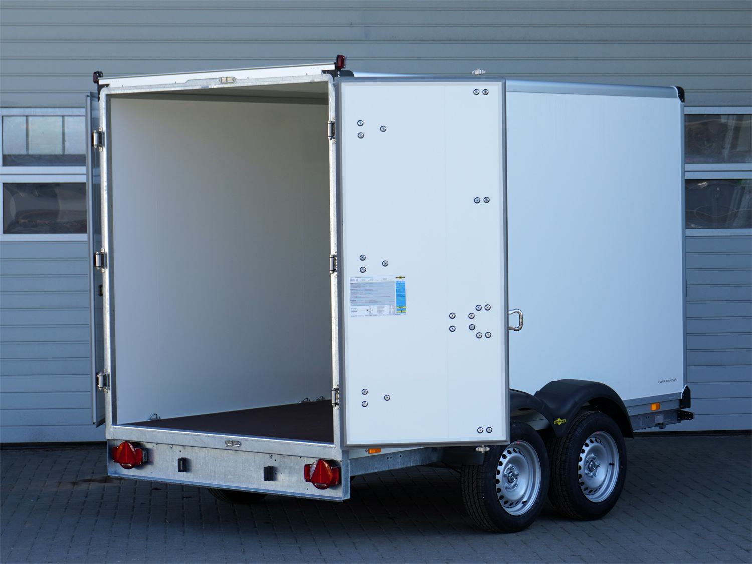 Humbaur HK 25 32 18 - 20 PF30 Sandwich PurFerro mit Kühlaggregat - Image 8