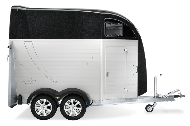 Humbaur Xanthos Aero 2700 Aerodynamischer Bug | EquiDrive® PLUS Fahrwerk