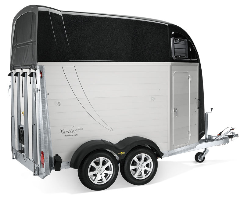Humbaur Xanthos Aero 2700 S Aerodynamischer Bug | EquiDrive® PLUS S Fahrwerk