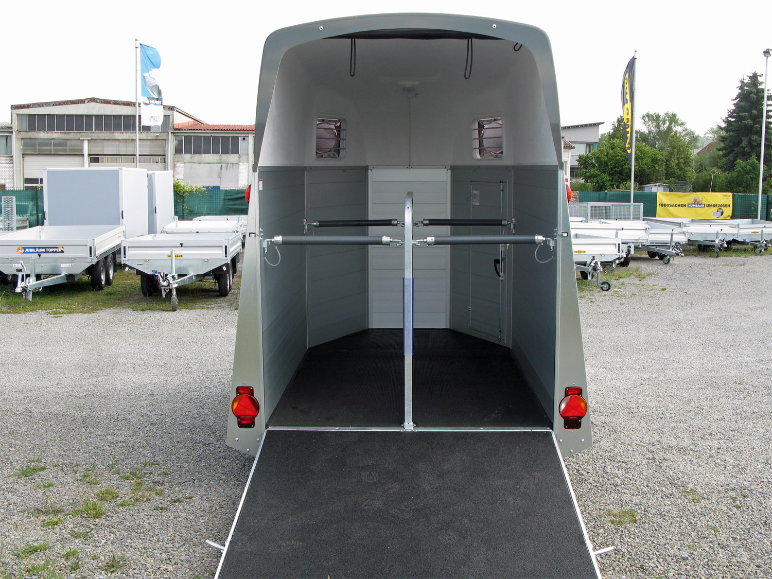 Humbaur Equitos Alu 2000 Alu BiComp-Boden 21mm | 100 km/h Reifen - Image 5