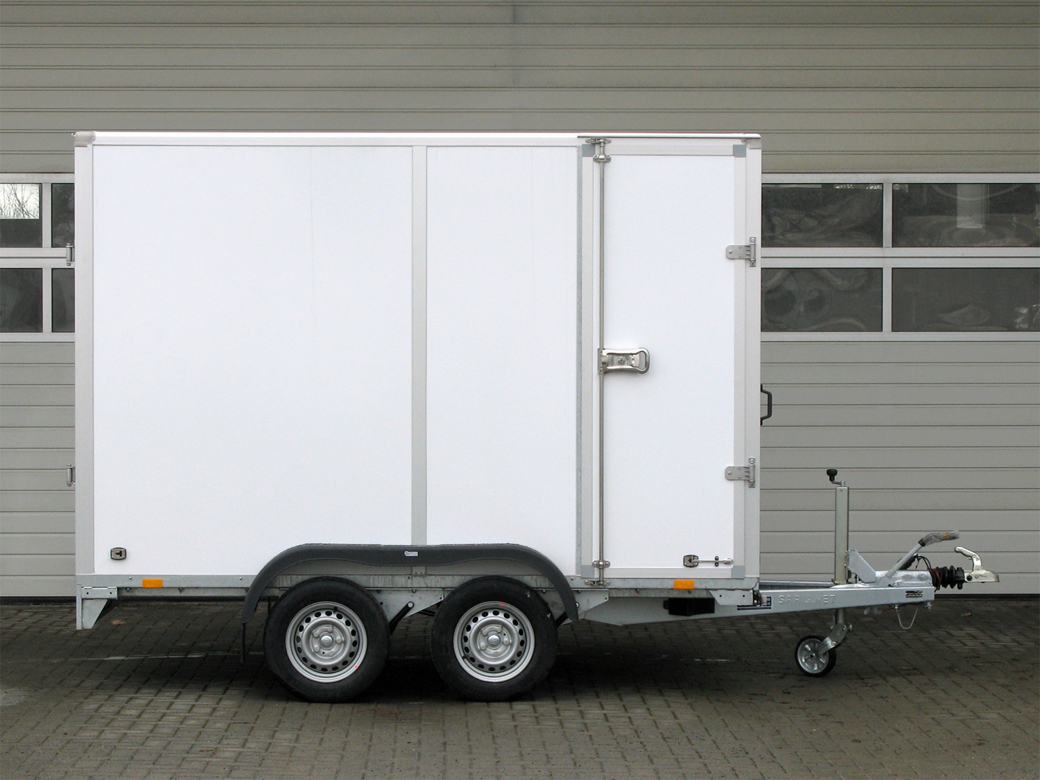 Saris GO 306 154 200 2000 2 Seitentüre | GFK Beschichtung | Airline-Schienen