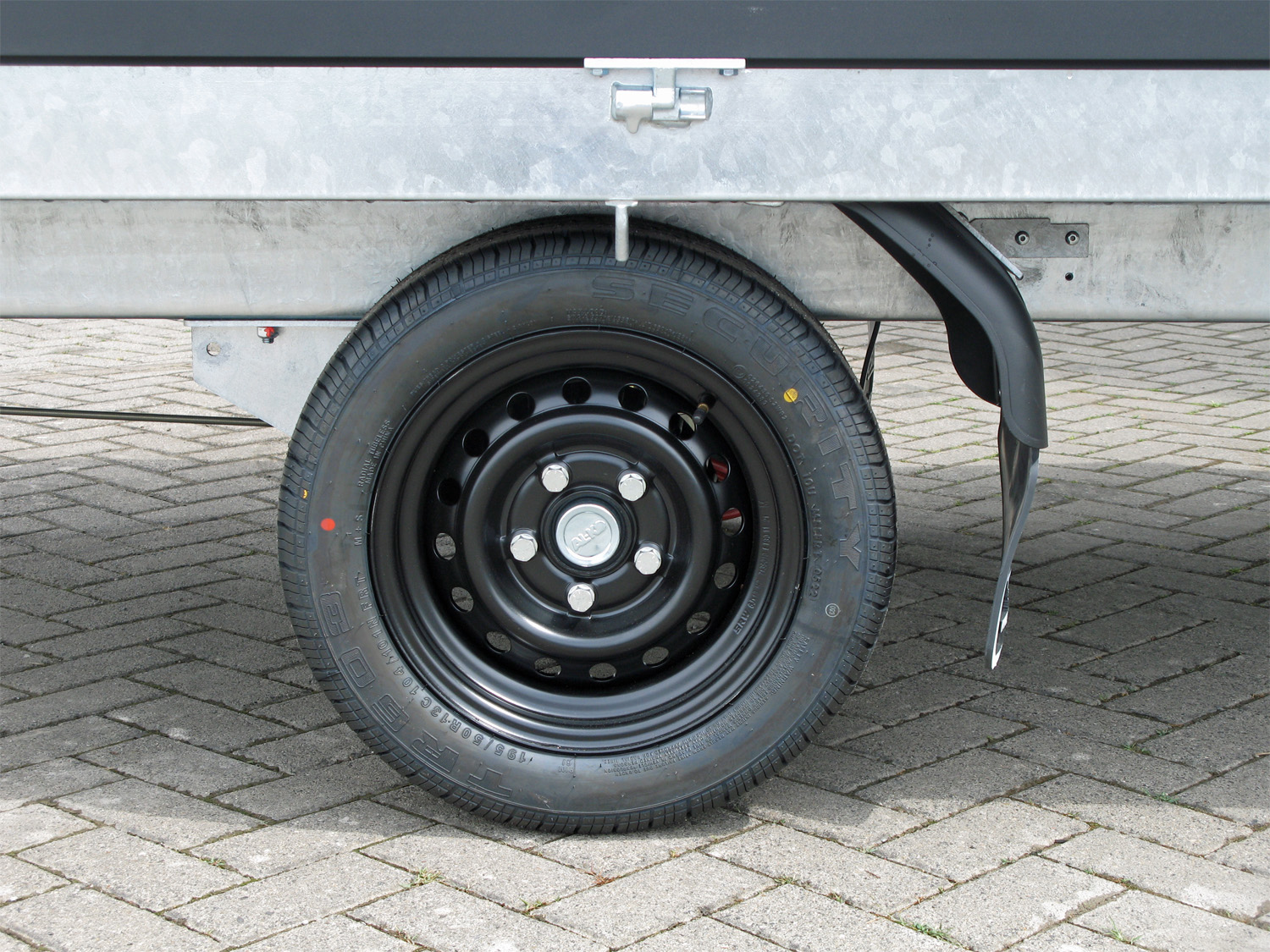 Saris K1 256 150 1500 1 Black Edition, doppelwirkende Handpumpe - Image 3