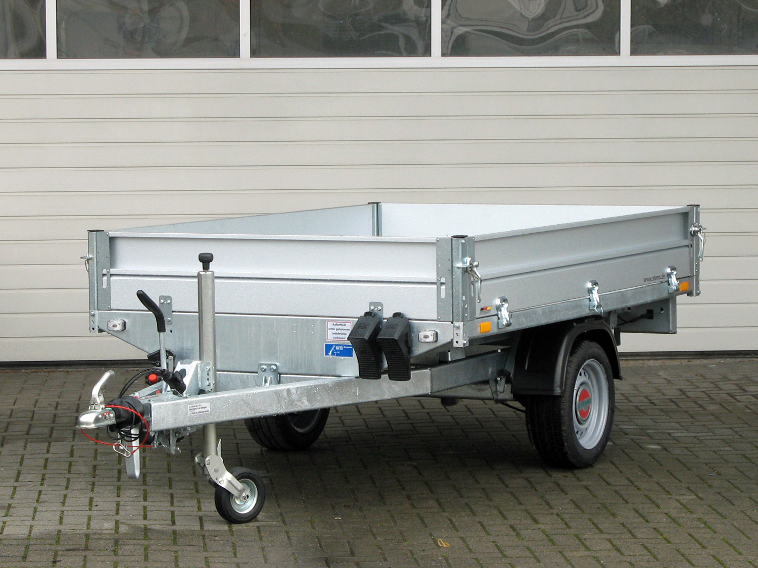 STEMA RKE O2 13-27-15.1 ROKO1 Heckkipper mit Handpumpe