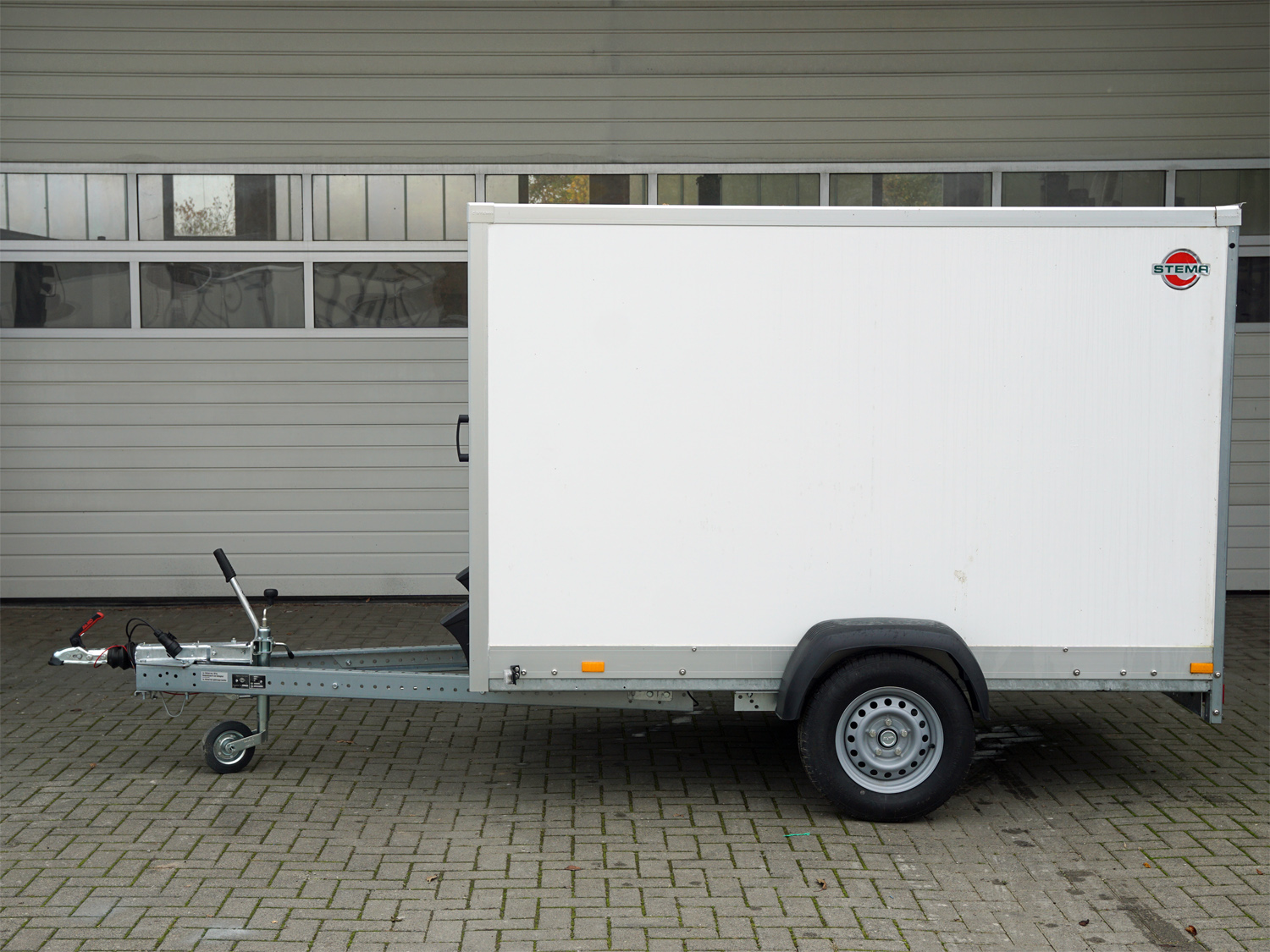 STEMA P-BOX STPK O2 13-25-13.1.P15.1 Hecktür | Tieflader | Sichere Straßenlage