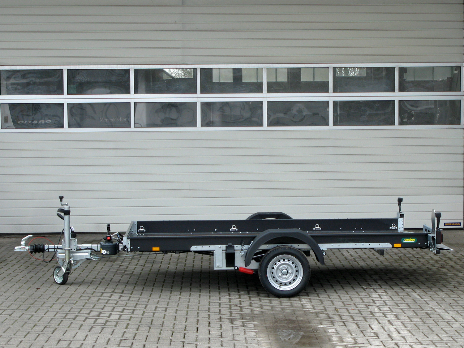 Unsinn UA 3118-18-13 Absenkanhänger 100km/h - Image 3